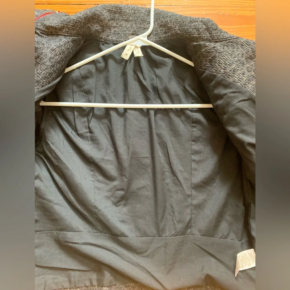 SALE! 24 hrs! Free People We The Free Moto Jacket Cheetah Print Size 2
Like New! - Picture 8 of 12